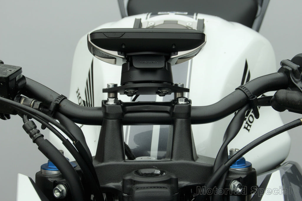 Honda CB500F Navigationshalterung für TomTom - stabile Lenkermontage mit optimal platzierter Navigation und freier Sicht auf die Instrumente.