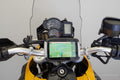 BMW F800S mit TomTom Navihalter, montiert auf der Lenkerklemmung vor der Armatur.