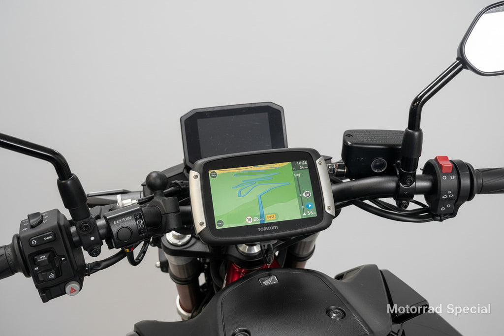 Navihalter Honda Hornet CB750 für Garmin XT und TomTom