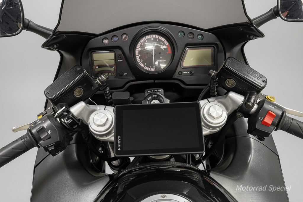 Navihalter CBR1100XX für Garmin XT und TomTom