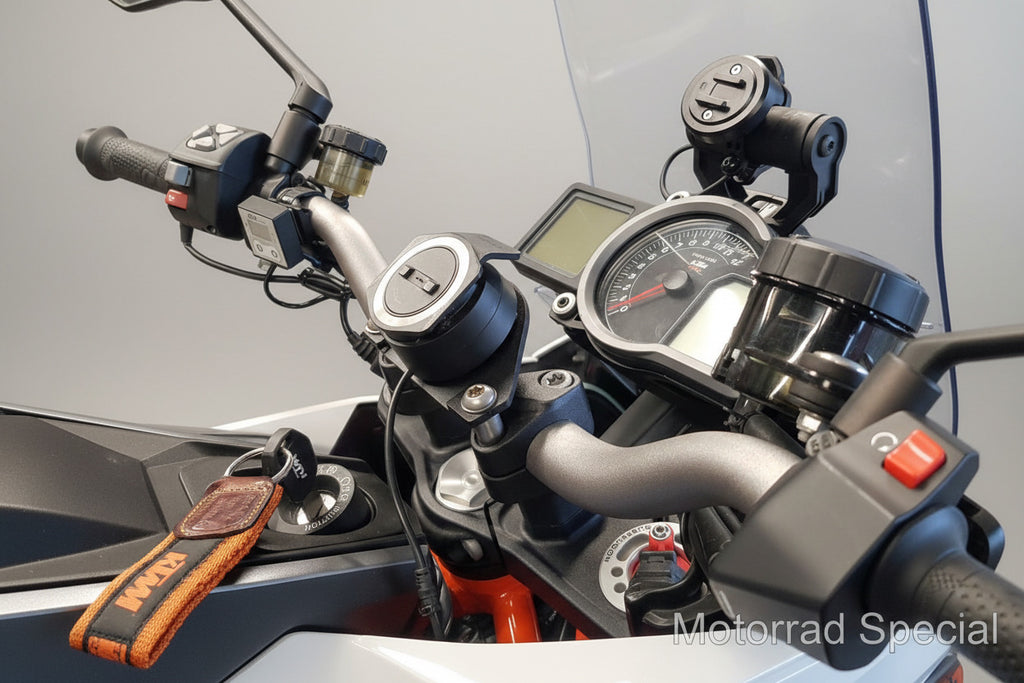 Navihalter KTM SuperDuke 1290 GT Garmin XT und TomTom