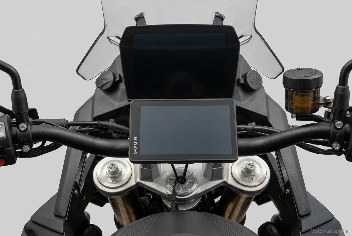 Motorrad Navigationshalter für Voge DS900X und Garmin Zumo XT, praktische Montage am Lenker für eine übersichtliche Navigation im Cockpit.