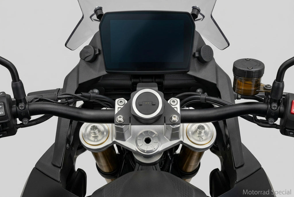 Navihalter für Voge DS900X mit TomTom Rider, stabile Befestigung am Motorradlenker für gute Sicht auf das Navigationsgerät.