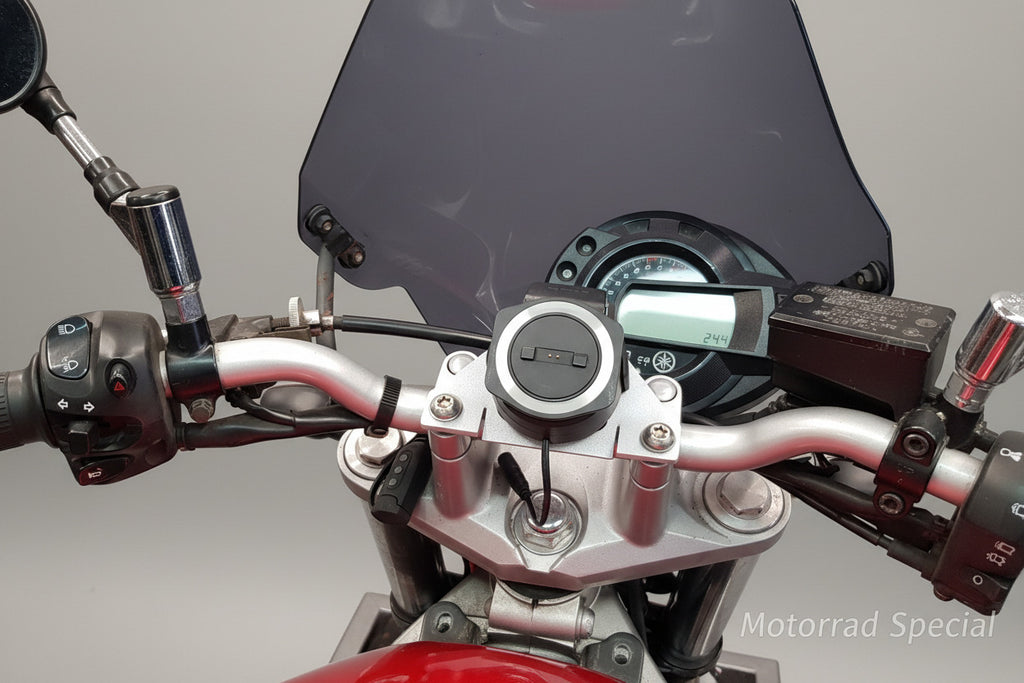 Navihalter Yamaha FZ6 für Garmin XT und TomTom