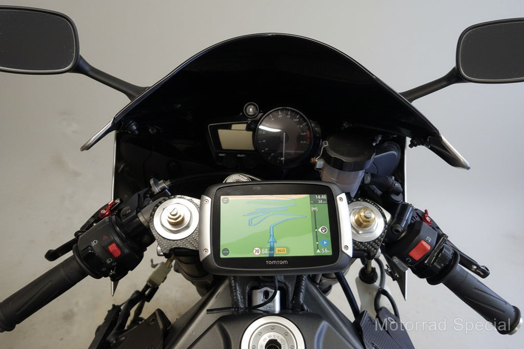 Navihalter Yamaha R1 aus 2003 für TomTom