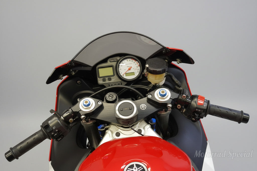 Navihalter Yamaha R6, Typ RJ03, für TomTom